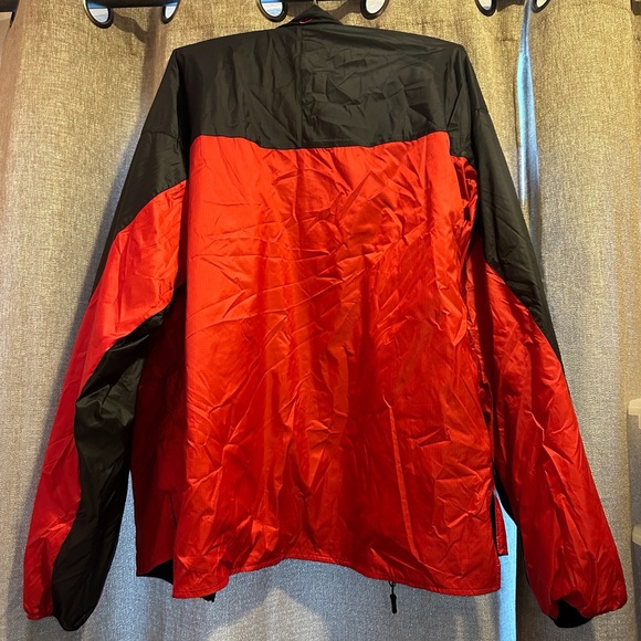 Marmot Men's Performance Jacket in Black and Red - Picture 2 of 3